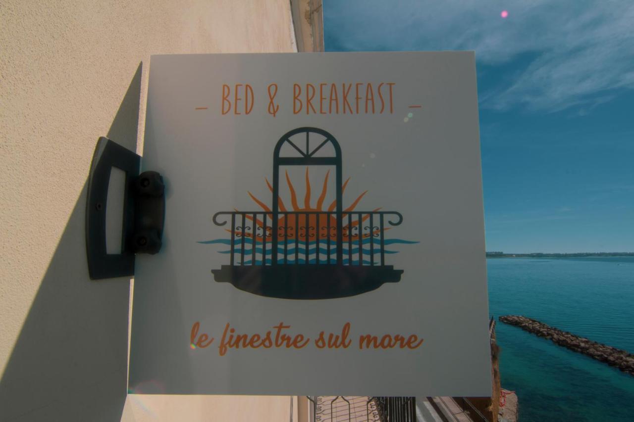 B&B Le Finestre Sul Mare Taranto Luaran gambar