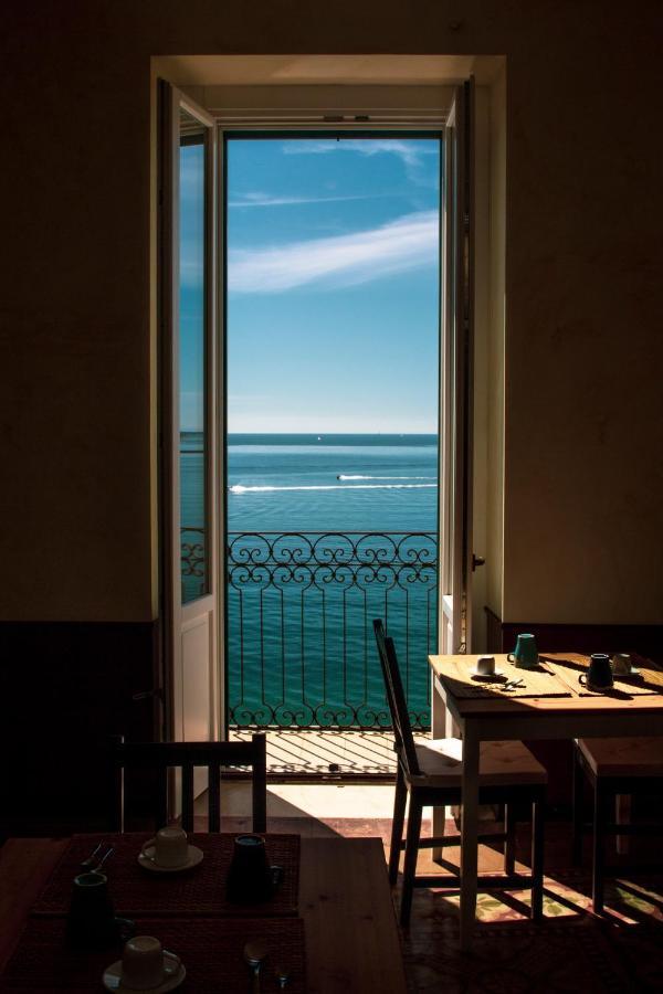 B&B Le Finestre Sul Mare Taranto Luaran gambar