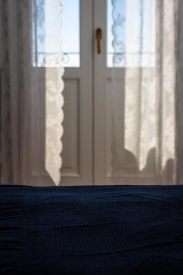 B&B Le Finestre Sul Mare Taranto Luaran gambar