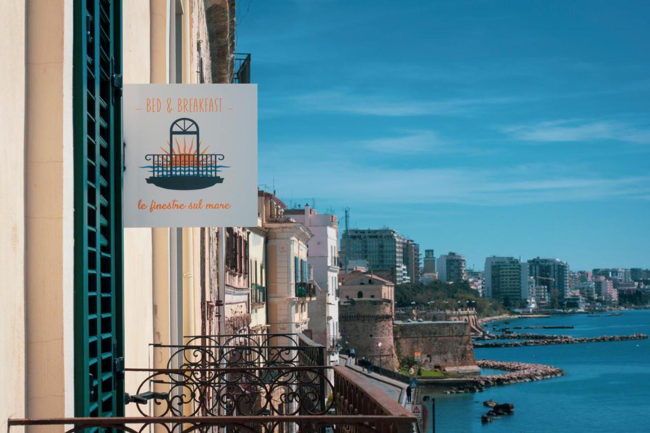 B&B Le Finestre Sul Mare Taranto Luaran gambar