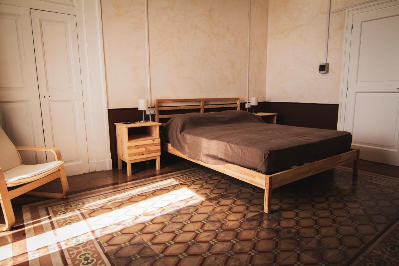 B&B Le Finestre Sul Mare Taranto Luaran gambar
