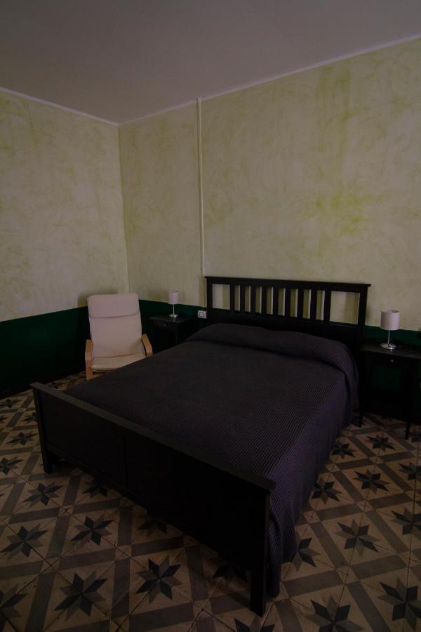 B&B Le Finestre Sul Mare Taranto Luaran gambar